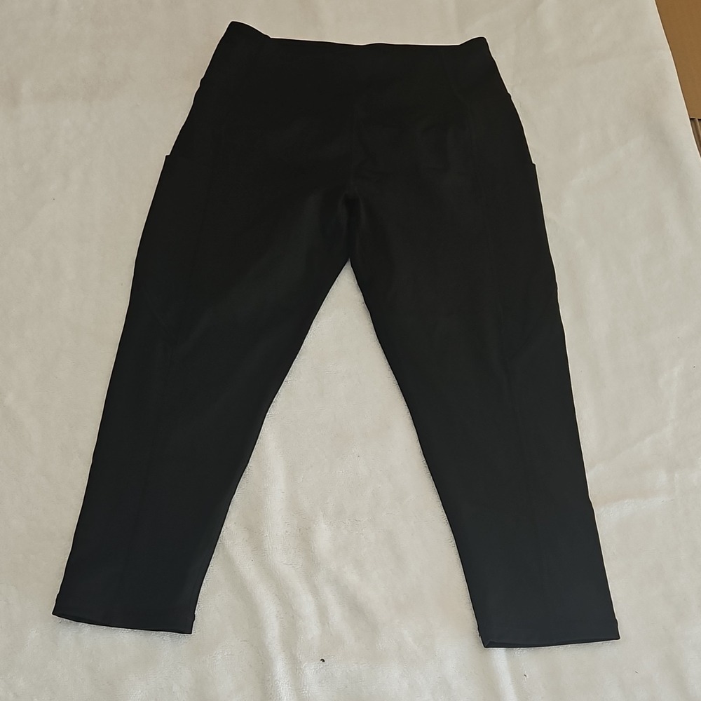 Adorence Women's Black Ankle Leggings XS 75% Nylon 25% Spandex 25" Inseam